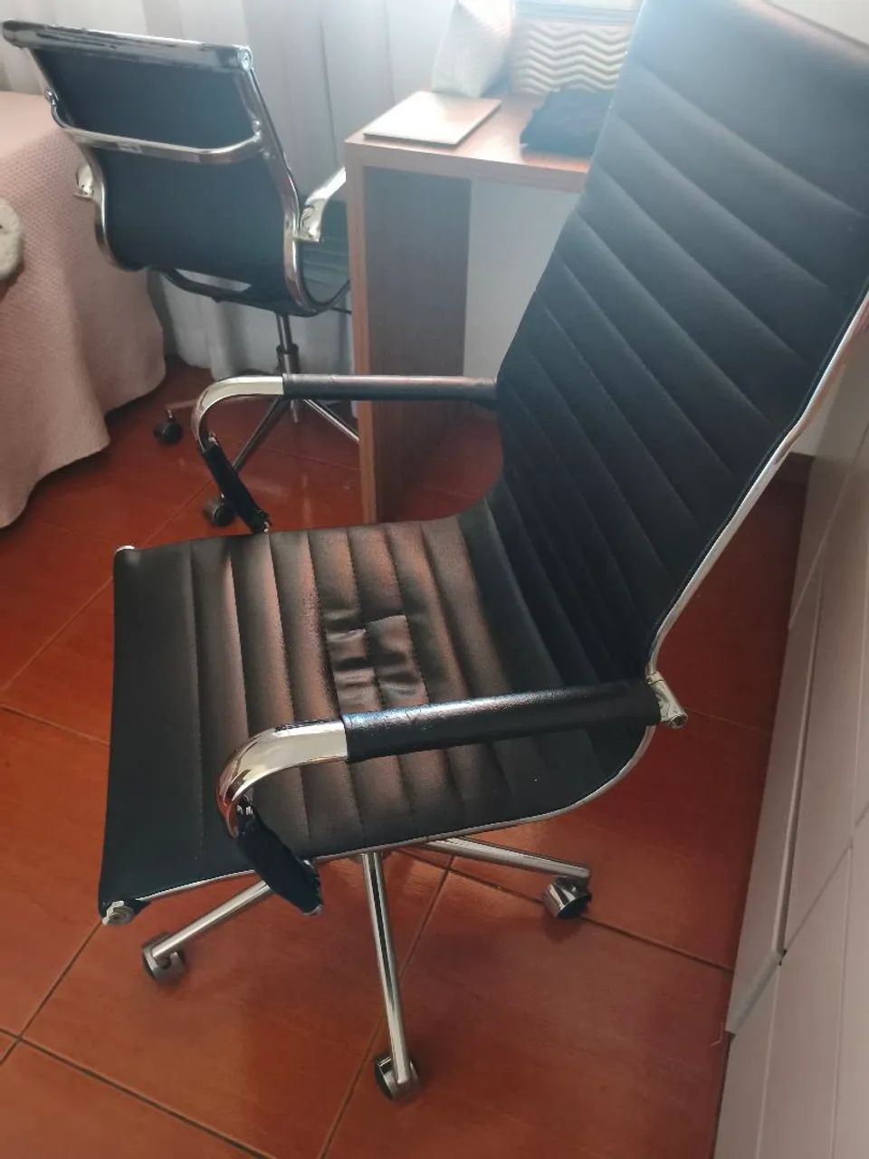 Cadeira de escritório  - Foto 4