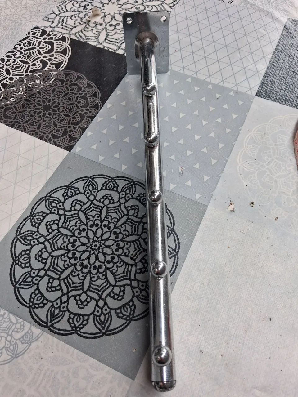 RT Reforçado Cromado para Parede 33 CM