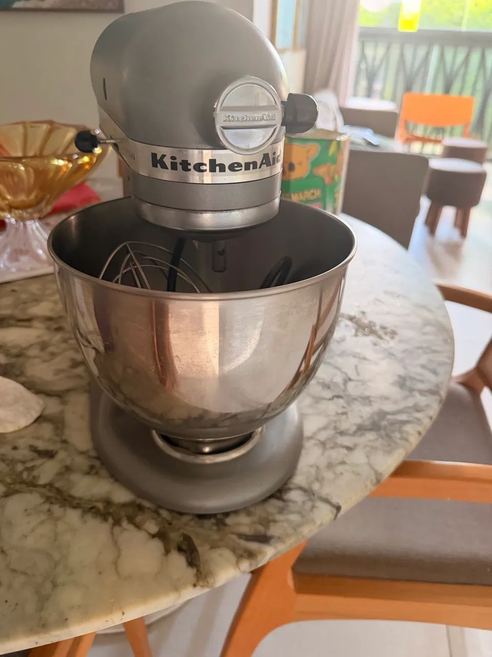 Batedeira kitchenaid 110v, estado de nova, perfeito estado 