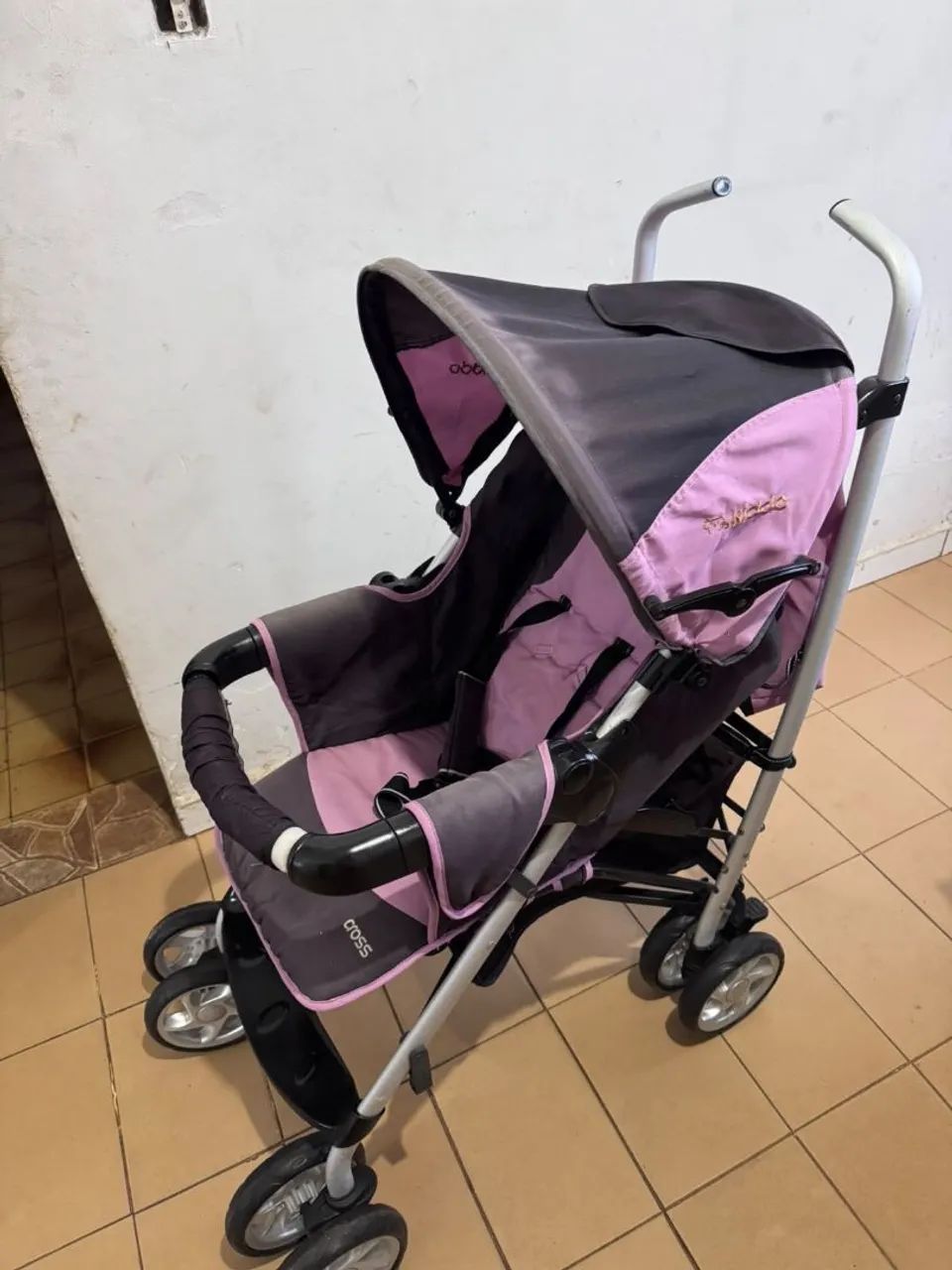 Carrinho kiddo super conservado 