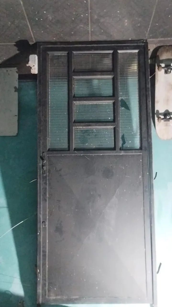 Porta de ferro grosso