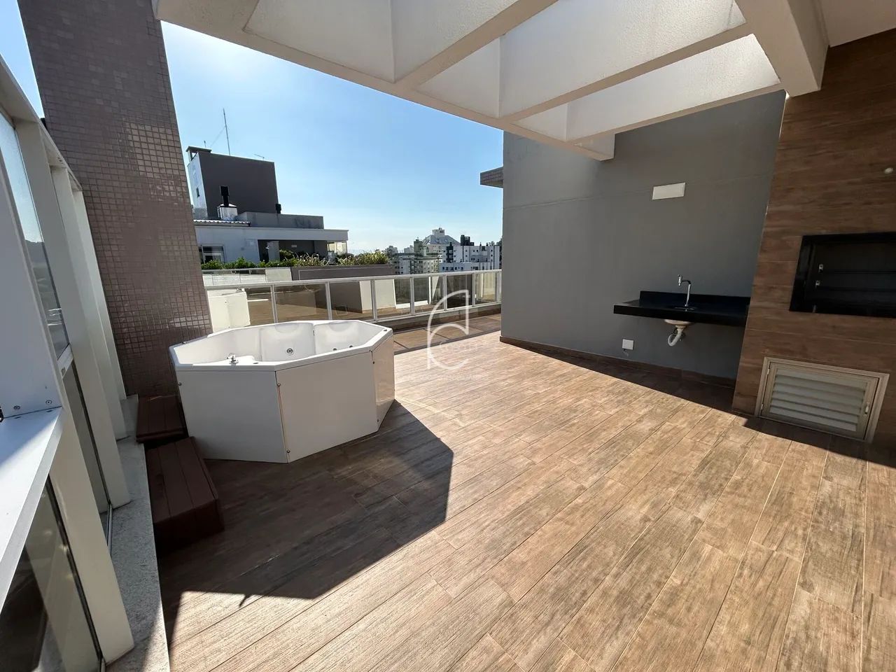 Apartamento Cobertura 3 dormitórios no Itacorubi, Florianópolis/SC - Foto 4