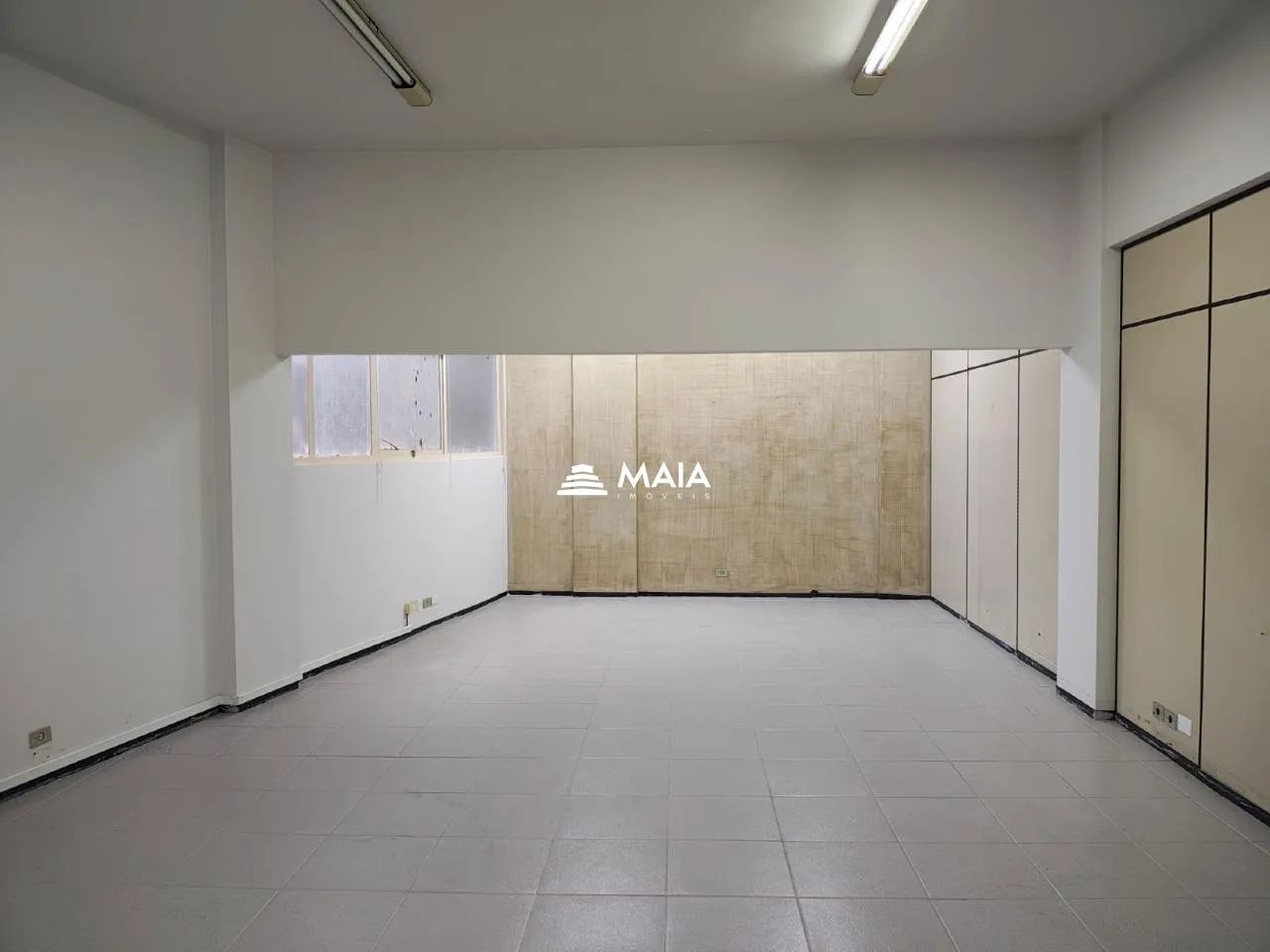 Salas para alugar no Edifício Generoso Lenza