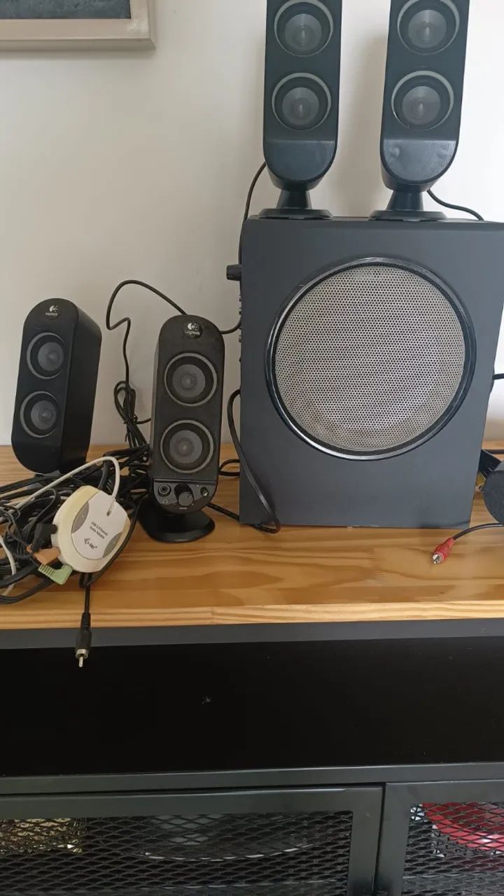 Conjunto de caixas de som Logitech X530