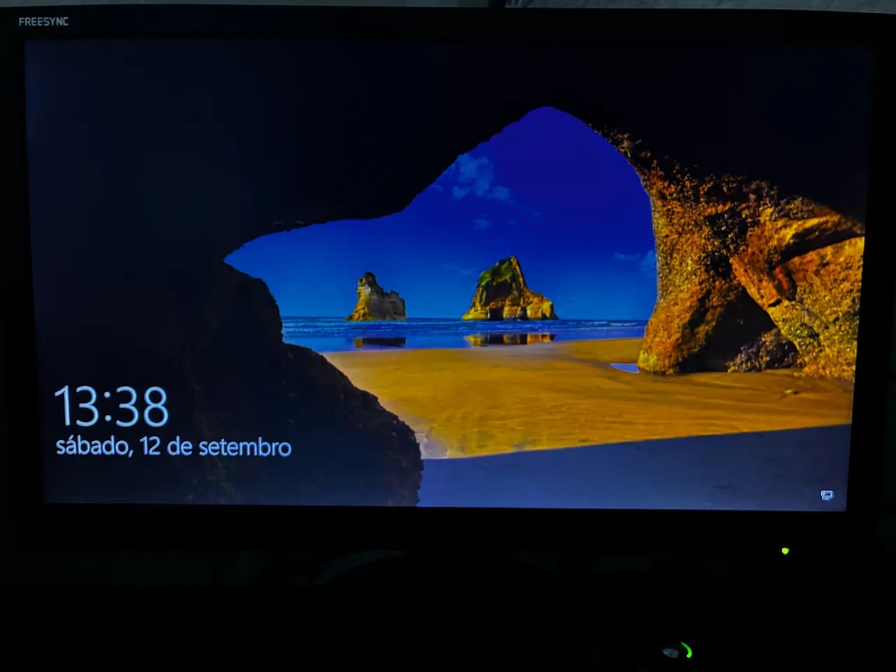 Monitor gamer AOC 22