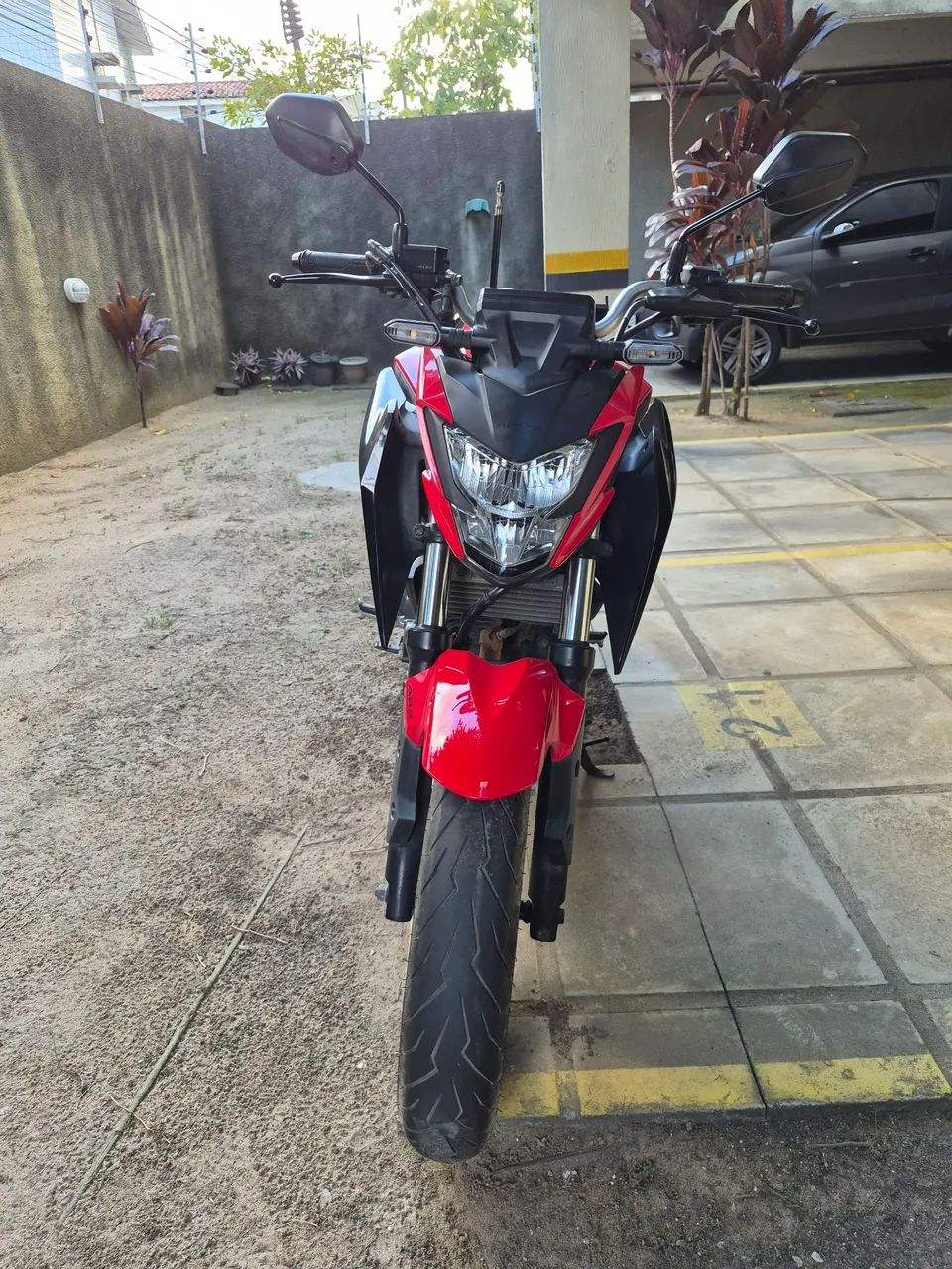 CB 300F Twister ABS - Foto 3