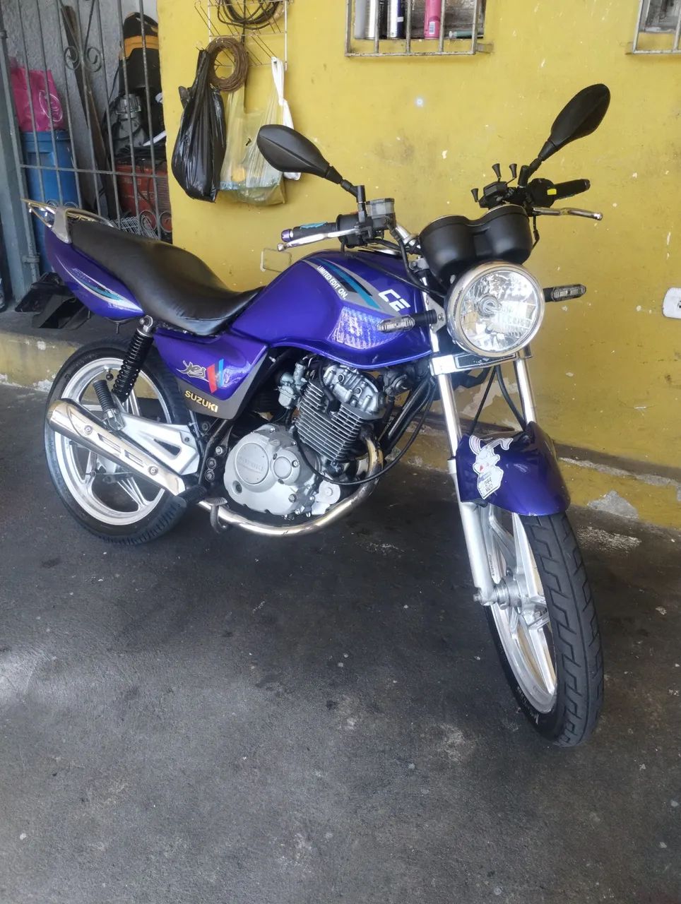 Suzuki YES 125  - Foto 2