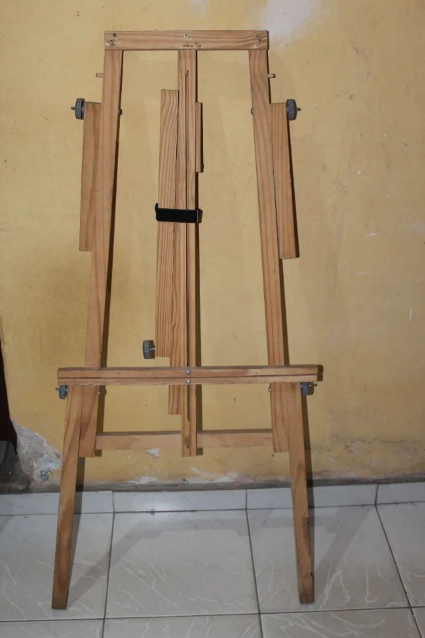 cavalete de pintura bem conservado - Foto 3