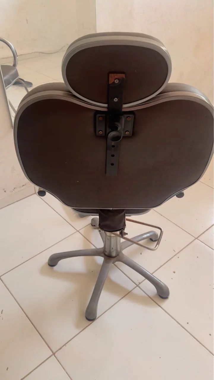 Cadeira corte barbearia e salão  - Foto 2
