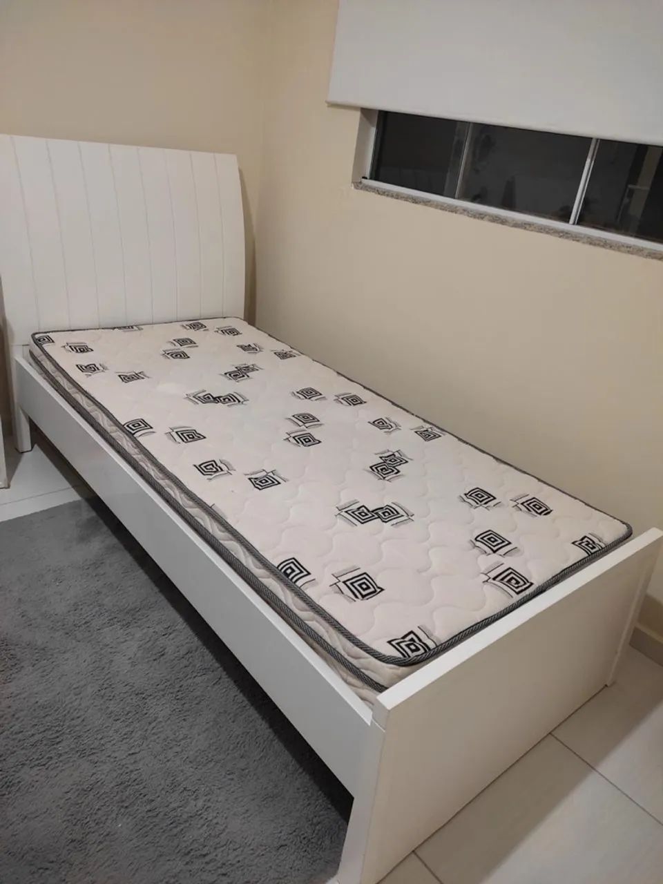 Cama de solteiro 