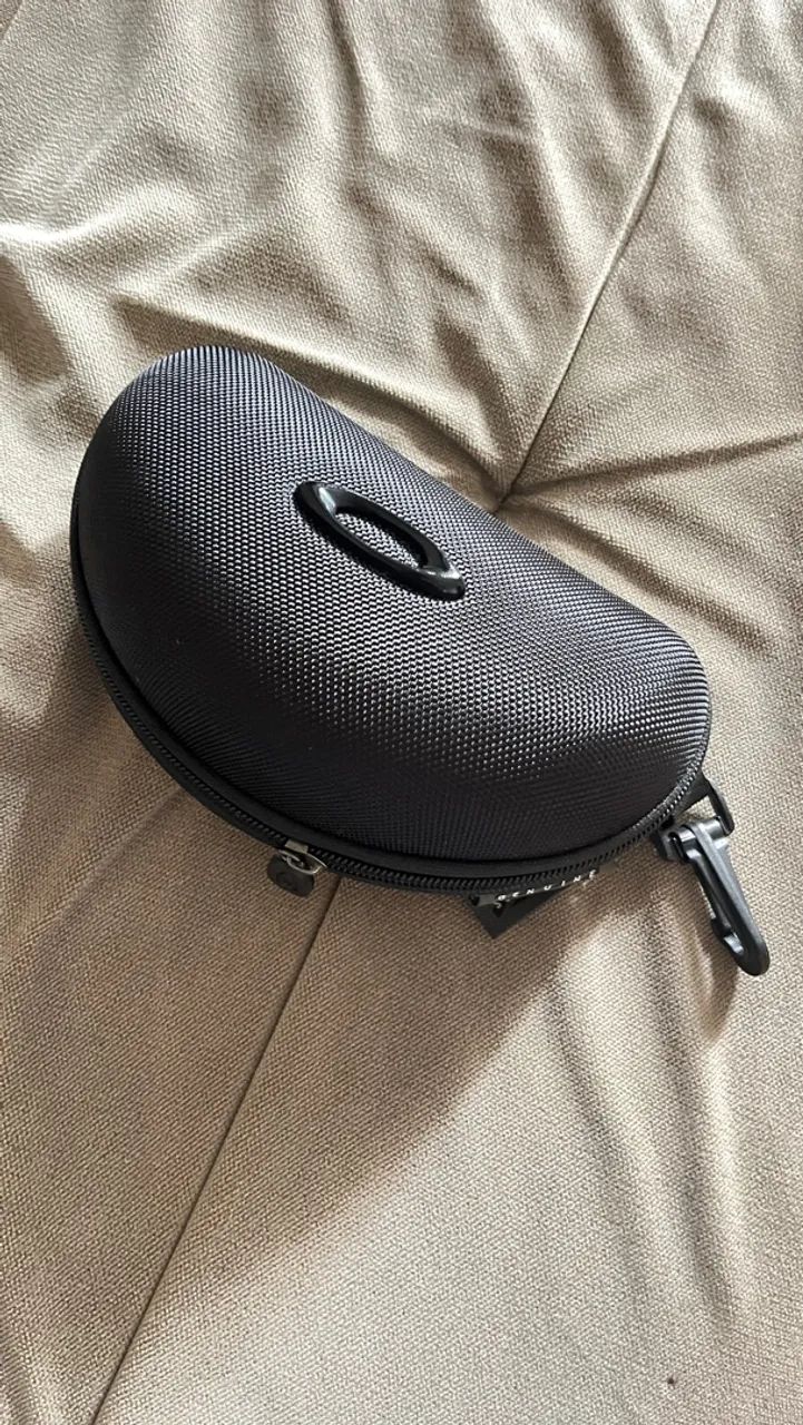 Case Oakley  - Foto 2