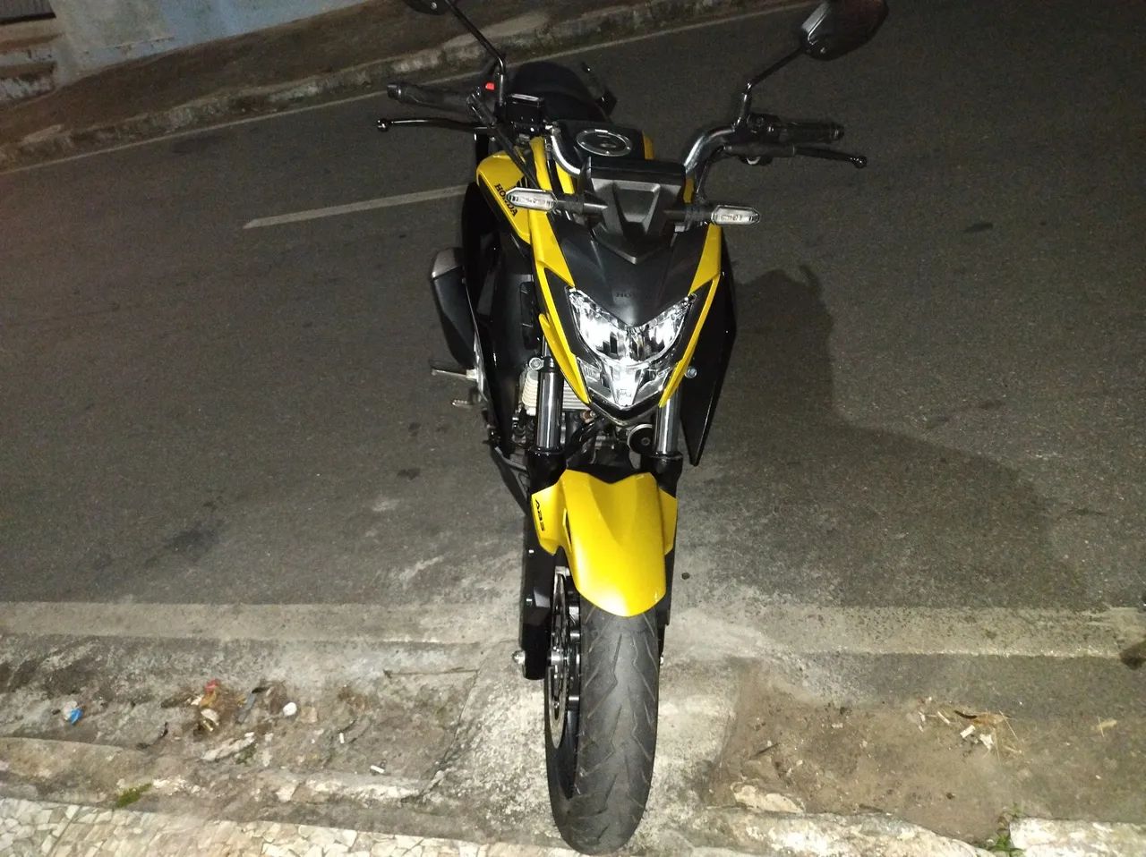 CB 300f Twister  ABS impecável  - Foto 3