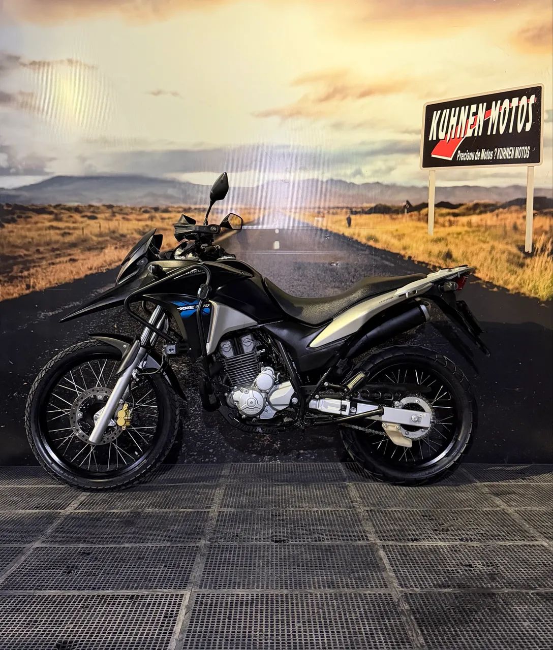 HONDA XRE 300 2015 - Foto 3