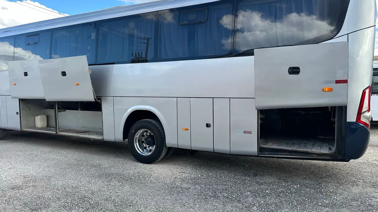 Ônibus rodoviário motor dianteiro  - Foto 10