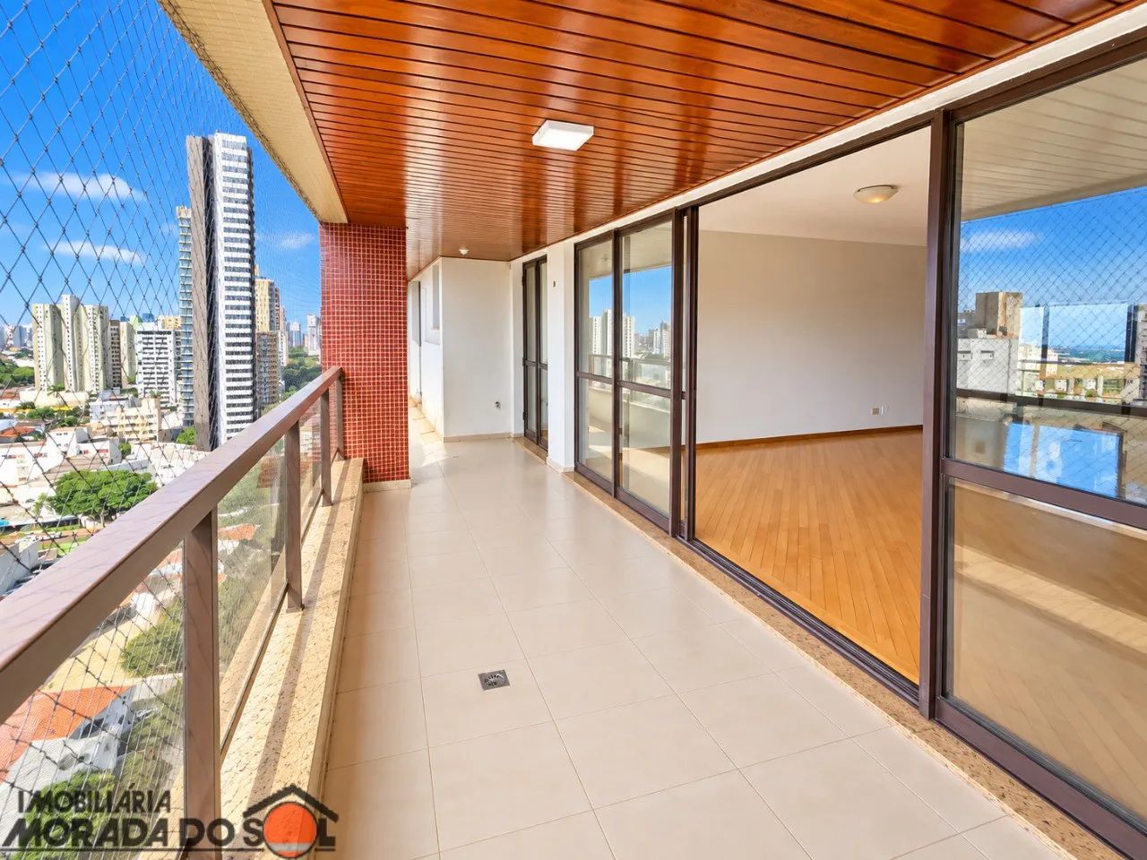 ESPAÇO, ELEGÂNCIA E UMA LOCALIZAÇÃO QUE FAZ A DIFERENÇA EDIFÍCIO ALDO LIPPI | MARINGÁ no b