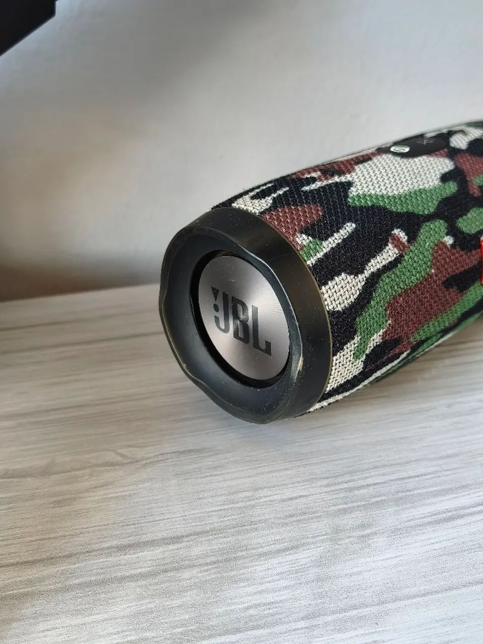 JBL Charge 3 Camuflada Original - Foto 2