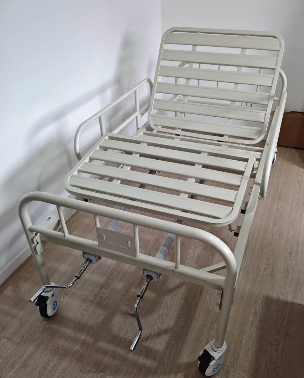 Cama hospitalar nova  - Foto 2