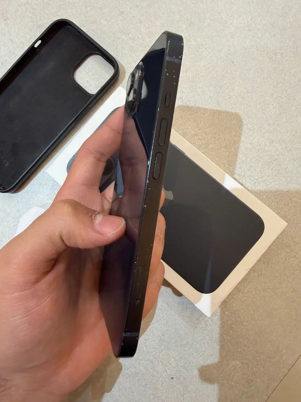Vendo iPhone 13 128gb todo original!!  - Foto 2