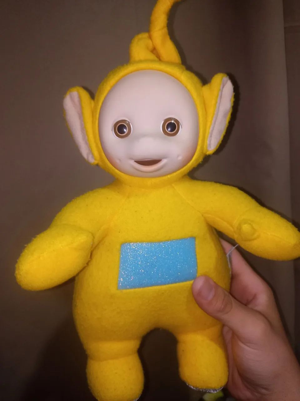 Pelúcia teletubbies(Lala)