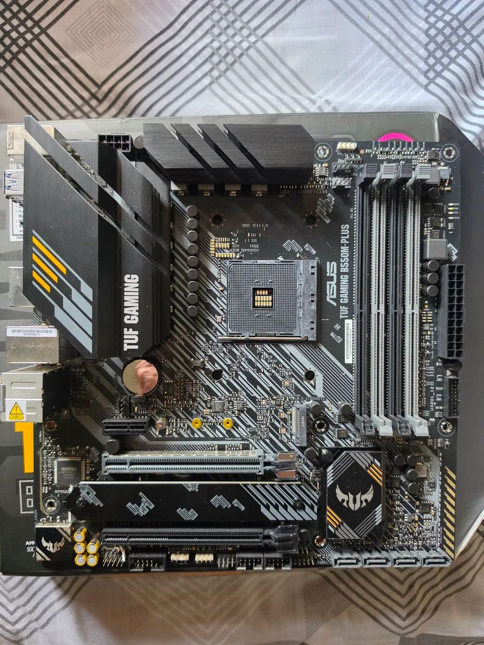 B550M TUF Gaming Plus 