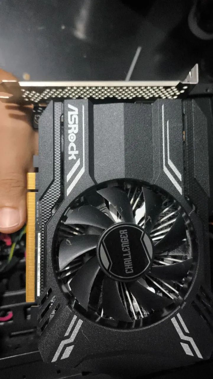Placa de vídeo RX6400 4GB - Foto 2