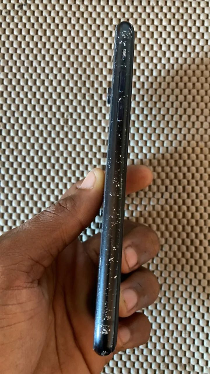 iPhone XR - R$ 700,00 - Foto 3