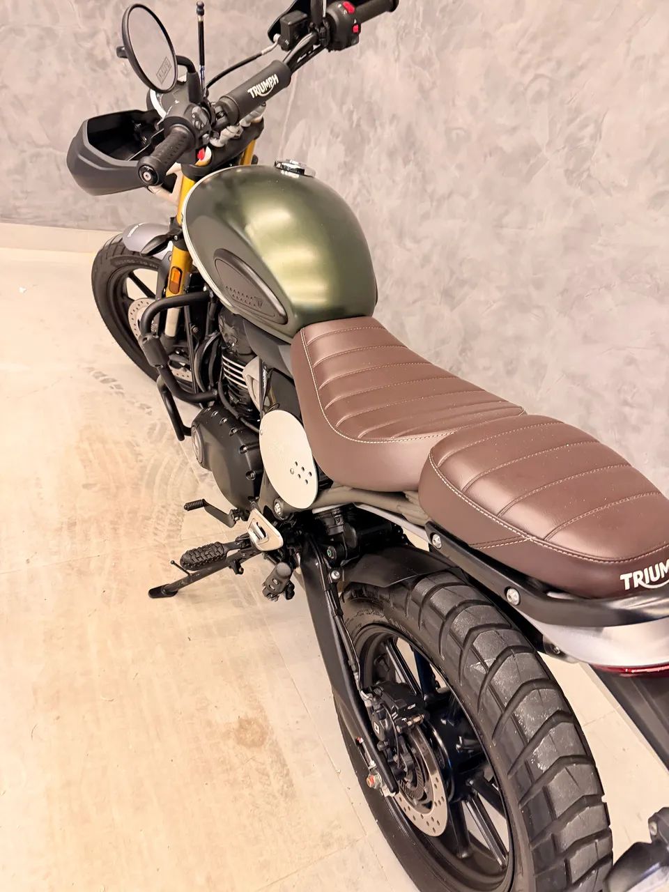 Scram 400x Triumph  - Foto 5