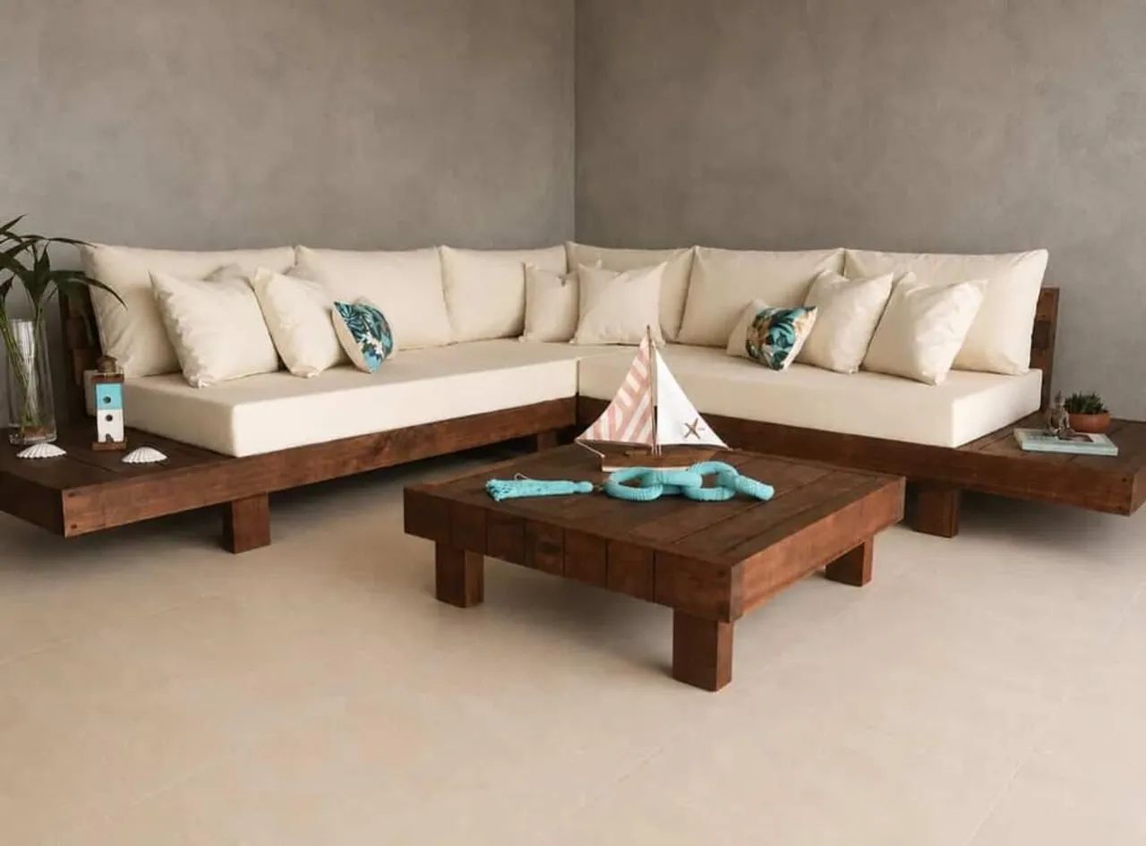 Conjunto de sofá e poltronas em madeira maciça  - Foto 5