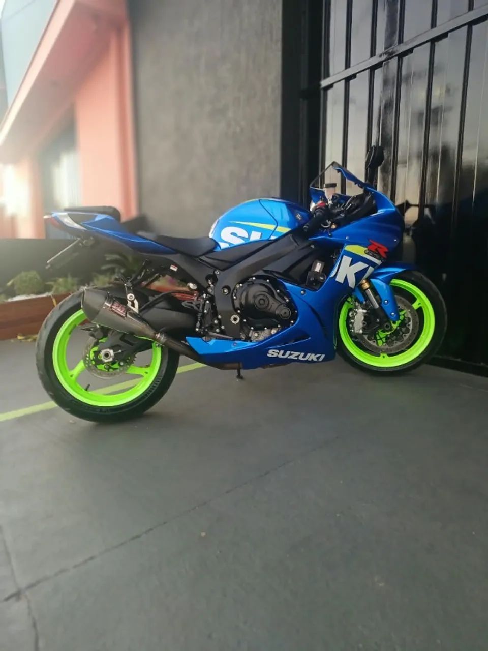 Suzuki Gsxr 750 Gp  - Foto 2