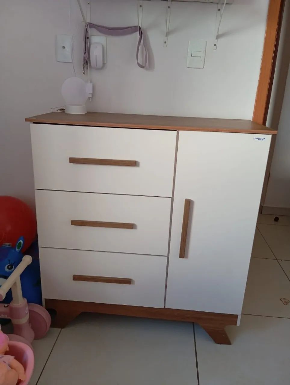CÔMODA EM PERFEITO ESTADO  - Foto 3