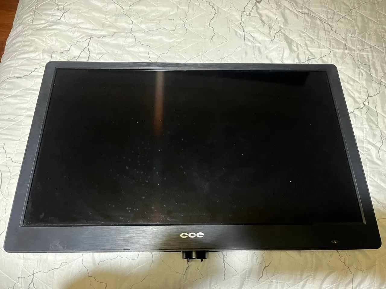 TV LED CEE 32 POLEGADAS