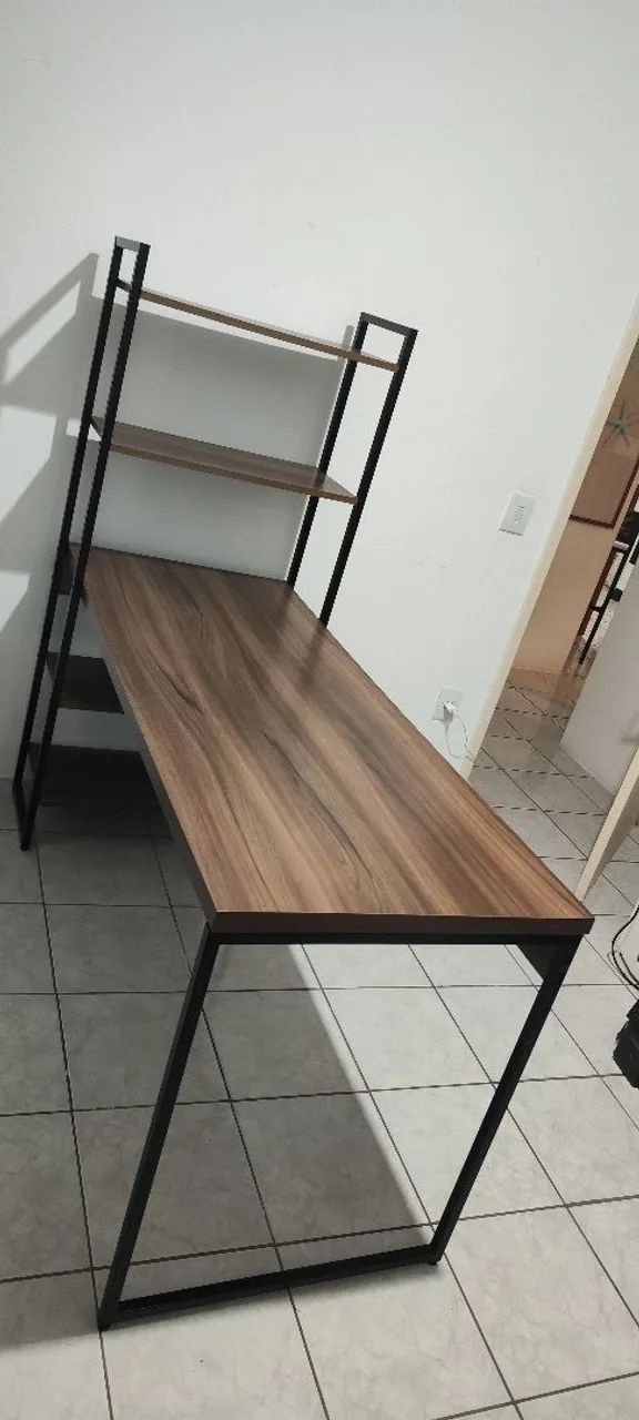 VENDO MESA ESCRITÓRIO MDF E METAL