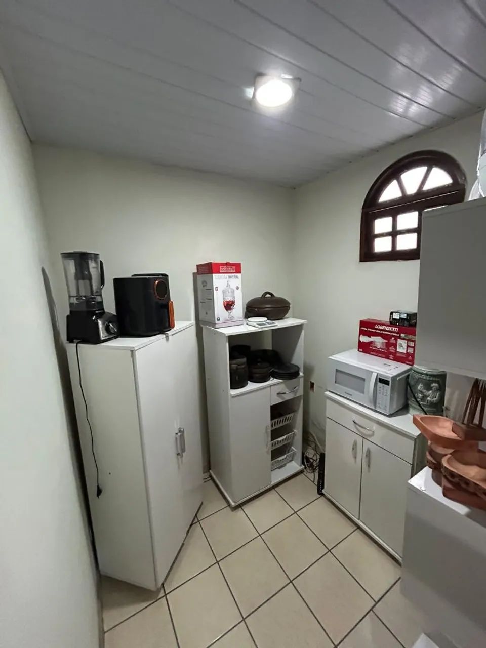 vendo troco casa 3 quartos 2 suítes Santos Dumont  - Foto 2
