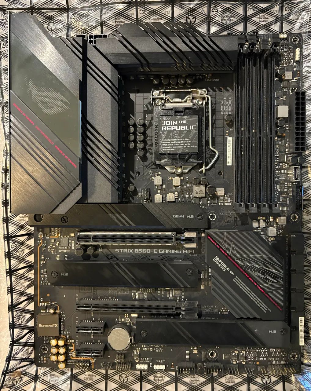 Placa Mãe ASUS ROG Strix B560-E Gaming WiFi LGA1200 - Foto 2