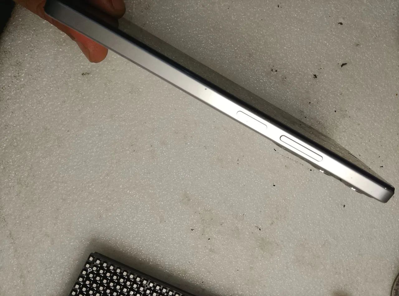 Vendo um C71 e um iPhone 8plus pra consertar ou retirarada de peças  - Foto 3