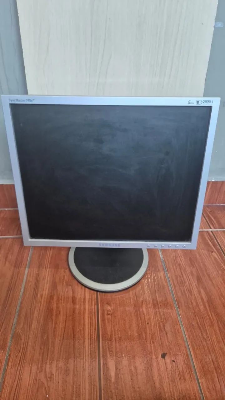 Monitor Samsung 17 polegadas - Modelo 740N + 2 mouses 
