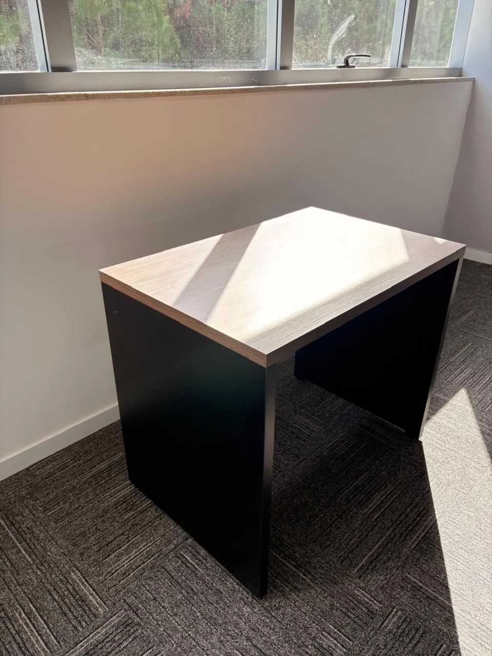 MESA PARA ESCRITÓRIO ESCRITOLÂNDIA - EXCELENTE ESTADO  - Foto 2