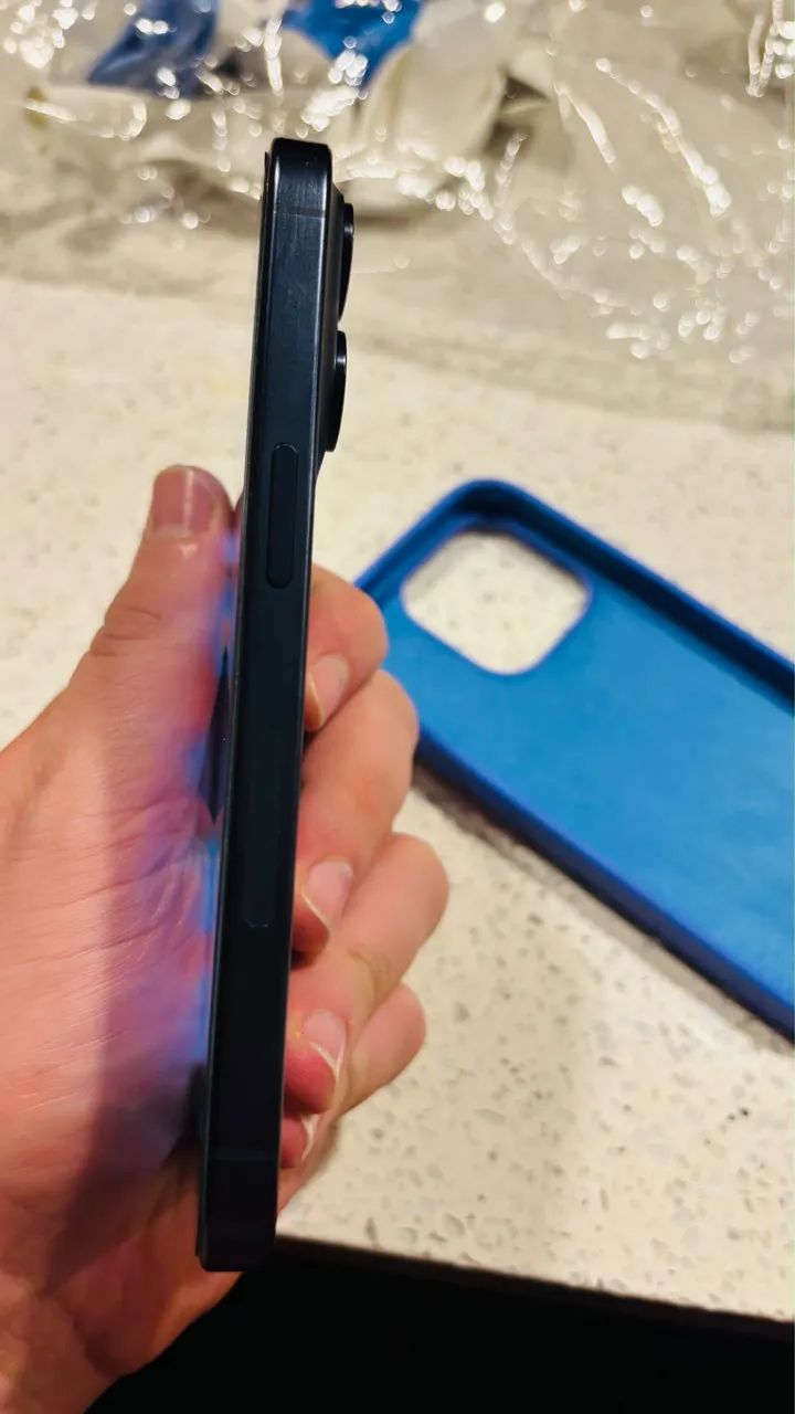 iPhone 15 Pro - Foto 3