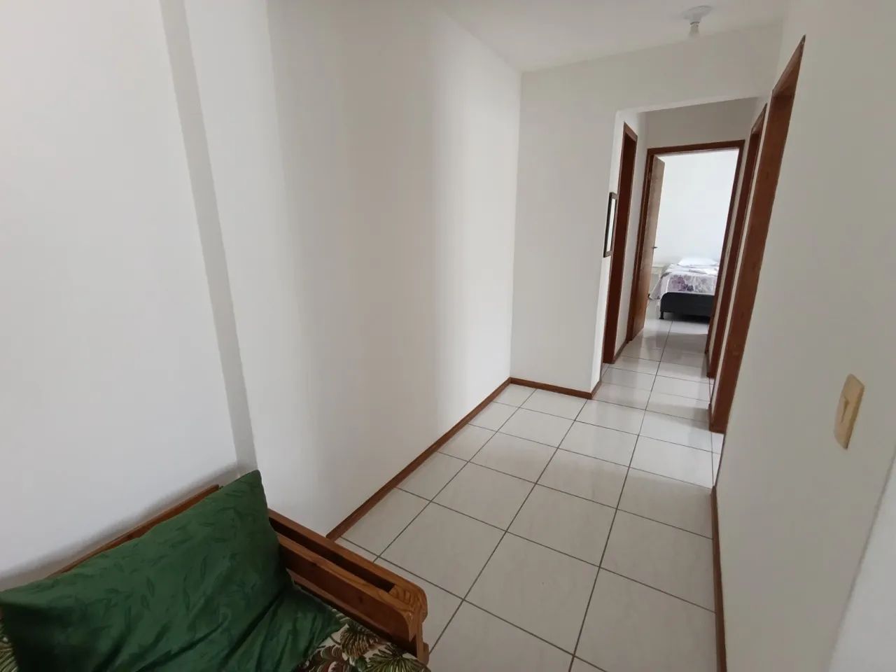 Apartamento 3 quartos semi mobiliado-Coqueiros - Foto 5