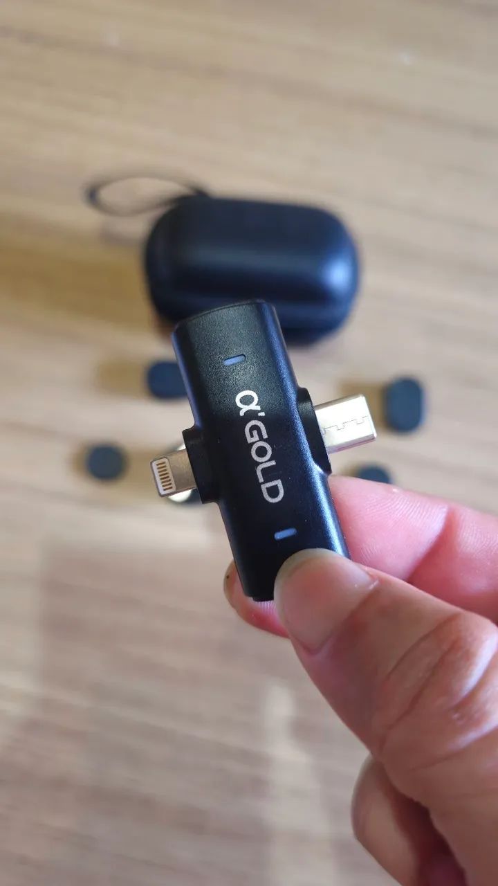 Vendo microfone A' Gold Pro Completo. Conectores USB - C e Lightning - Foto 6
