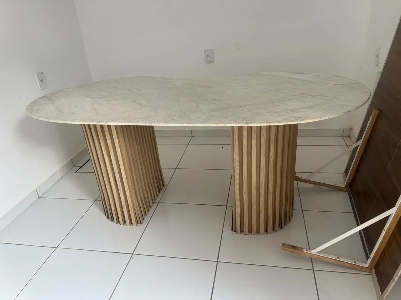 Mesa de mármore - Vendo ou Troco 