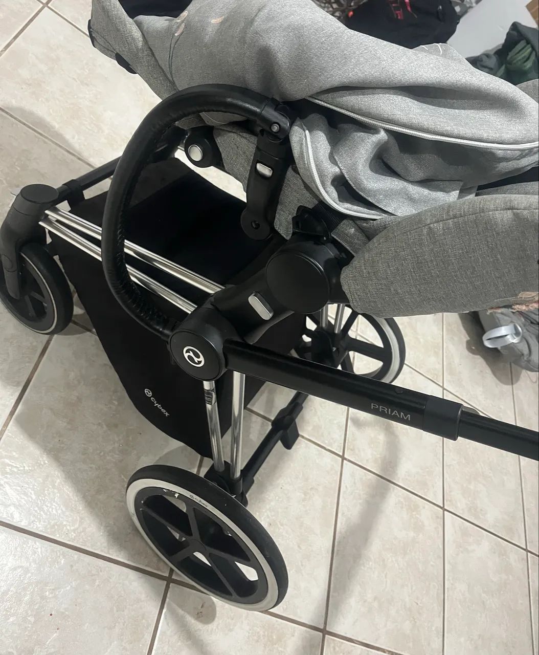 Carrinho e bebê conforto com suporte CYBEX  - Foto 2