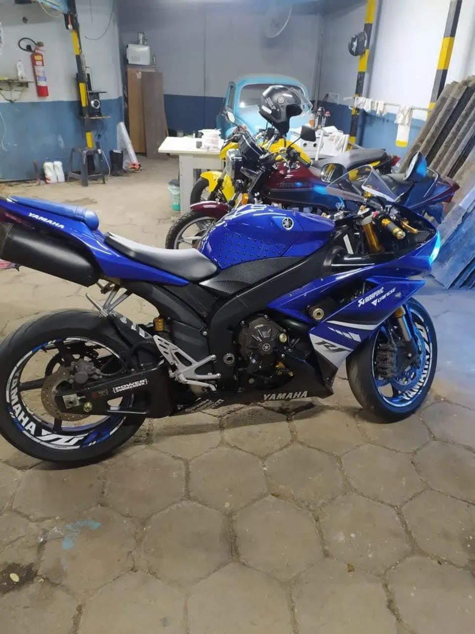 R1 2008 - Foto 2