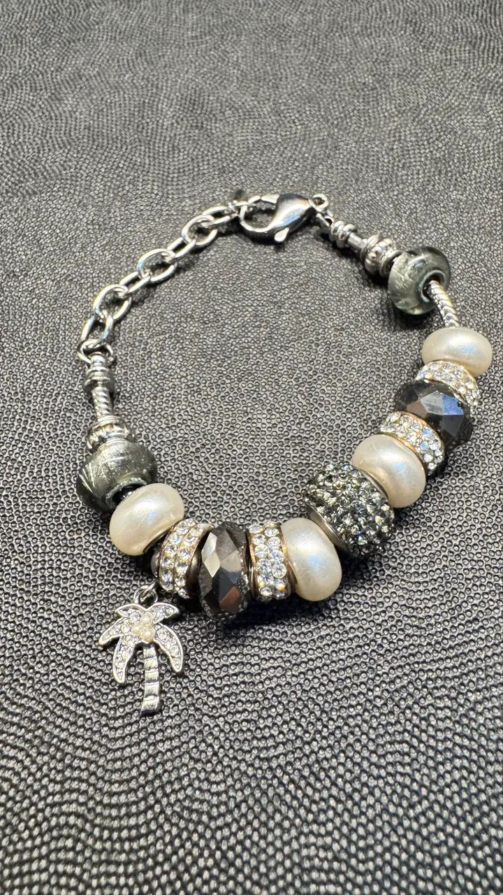 Pulseira bella perlina berloques prateada - Estilo Pandora