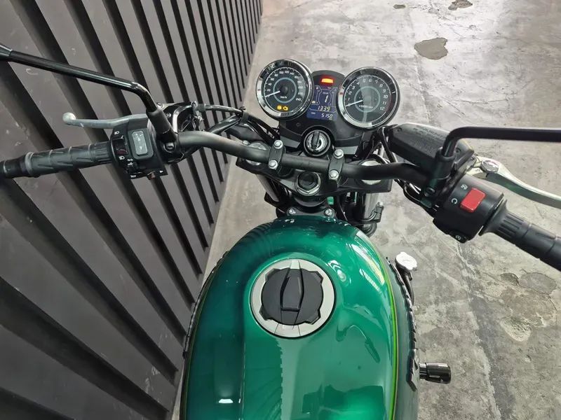 Z-800 2023 - 1531032832 | OLX