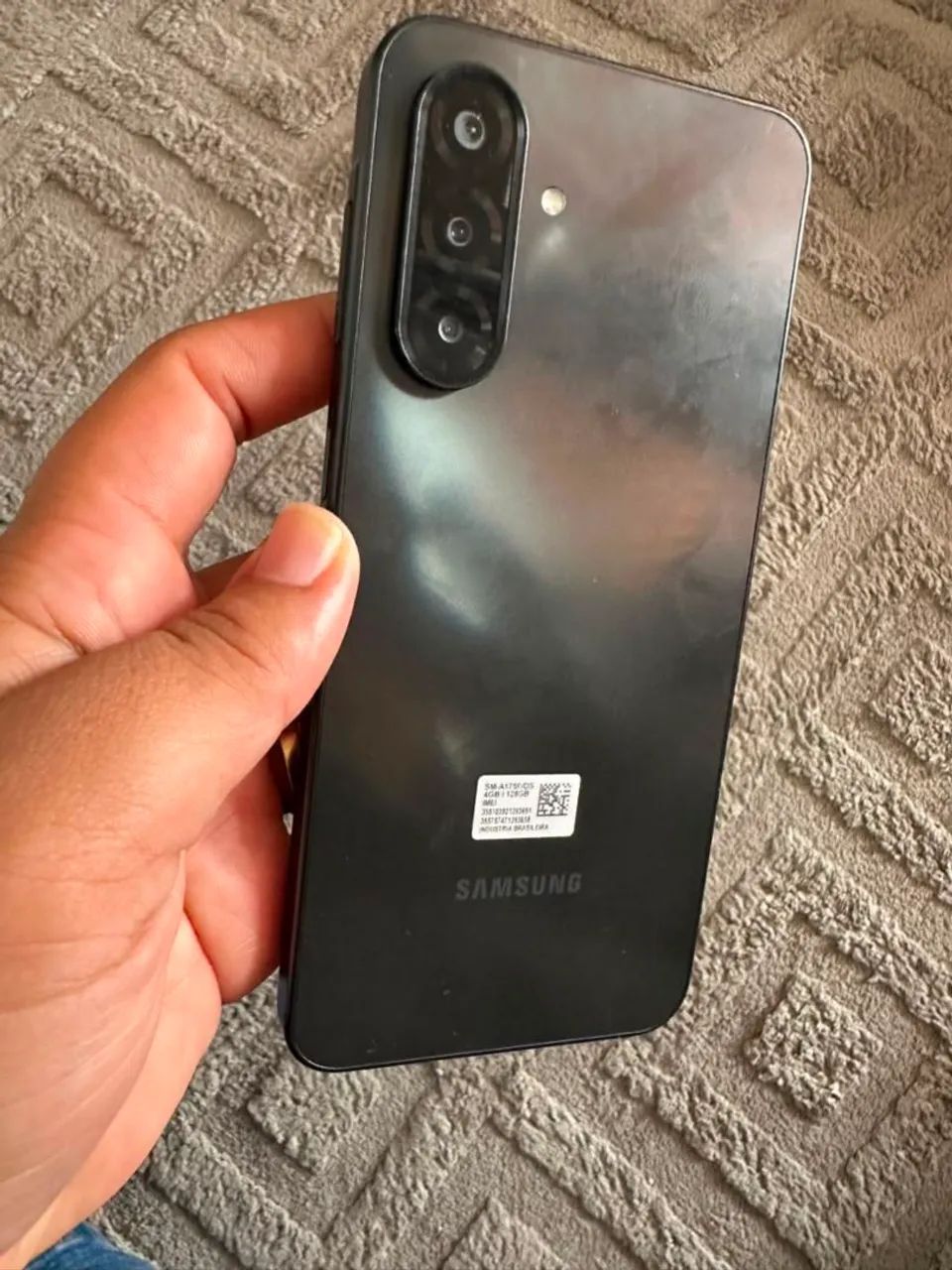 Celular smartphone Samsung A17 - Foto 5
