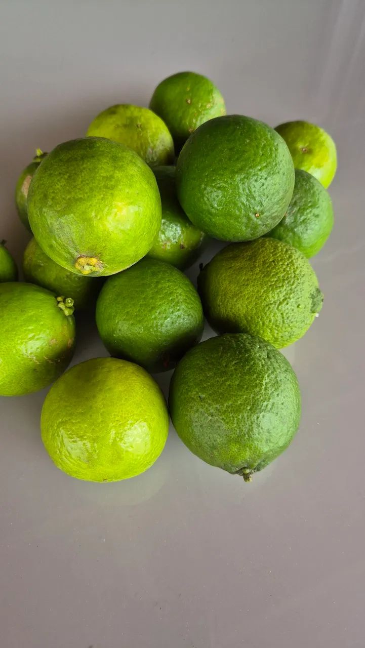 Vendo limao siciliano e thaity - Foto 2