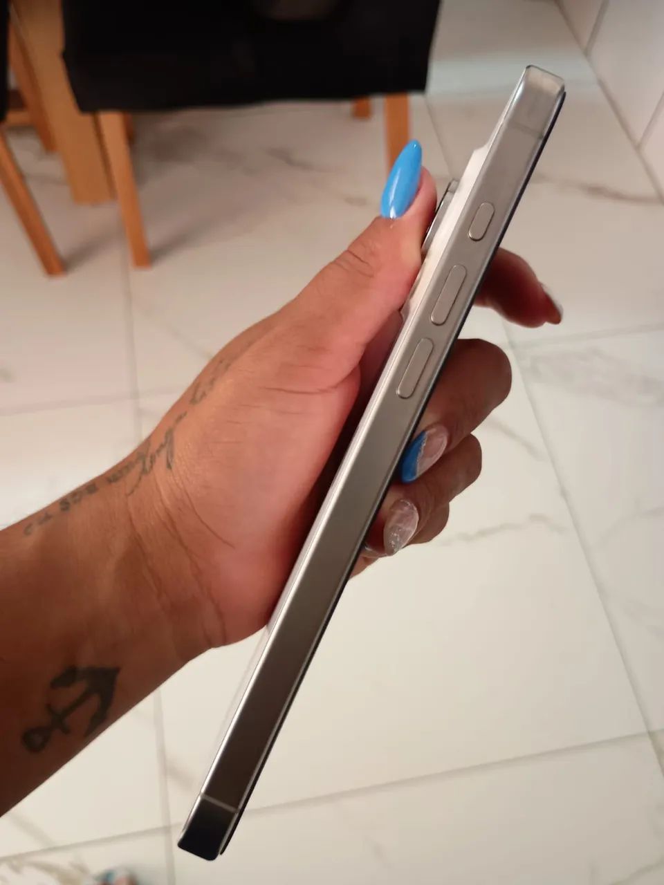 iPhone 16 pro max - Foto 3