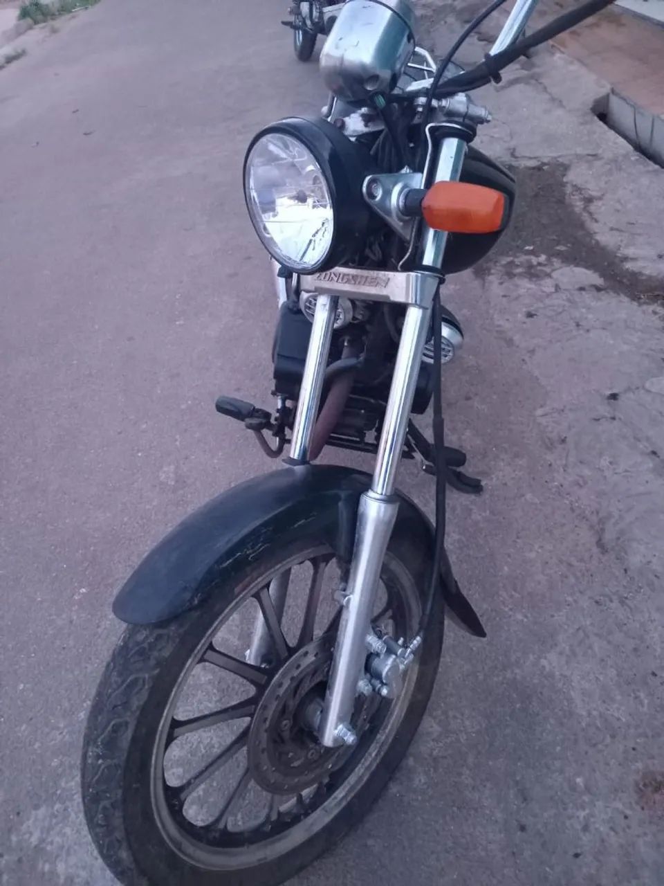 Moto Kasinski  - Foto 3