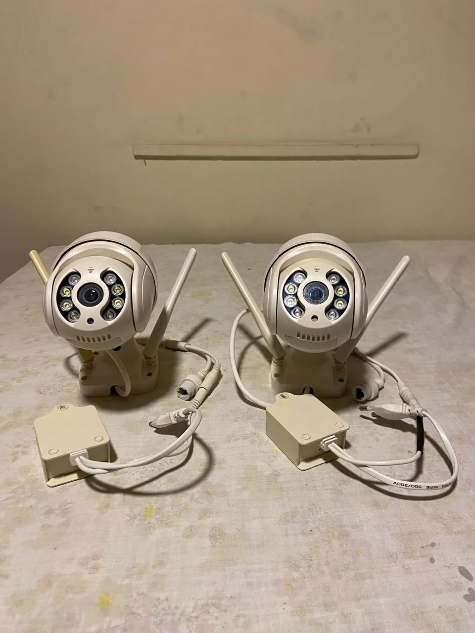 Câmeras eletrônicas de bebês